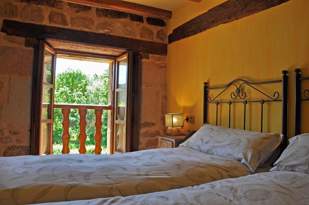 Casa Rural Los Dujos Hotell Gallejones Exteriör bild